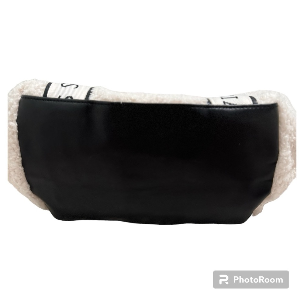 VS Large Tote Cozy Plush Sherpa Fleece - Picture 6 of 7